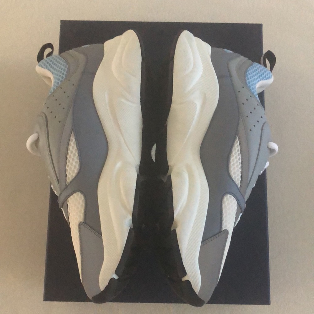 Dior B22 Sneaker White and Blue Technical Mesh and Gray Calfskin - Picture 7 of 16
